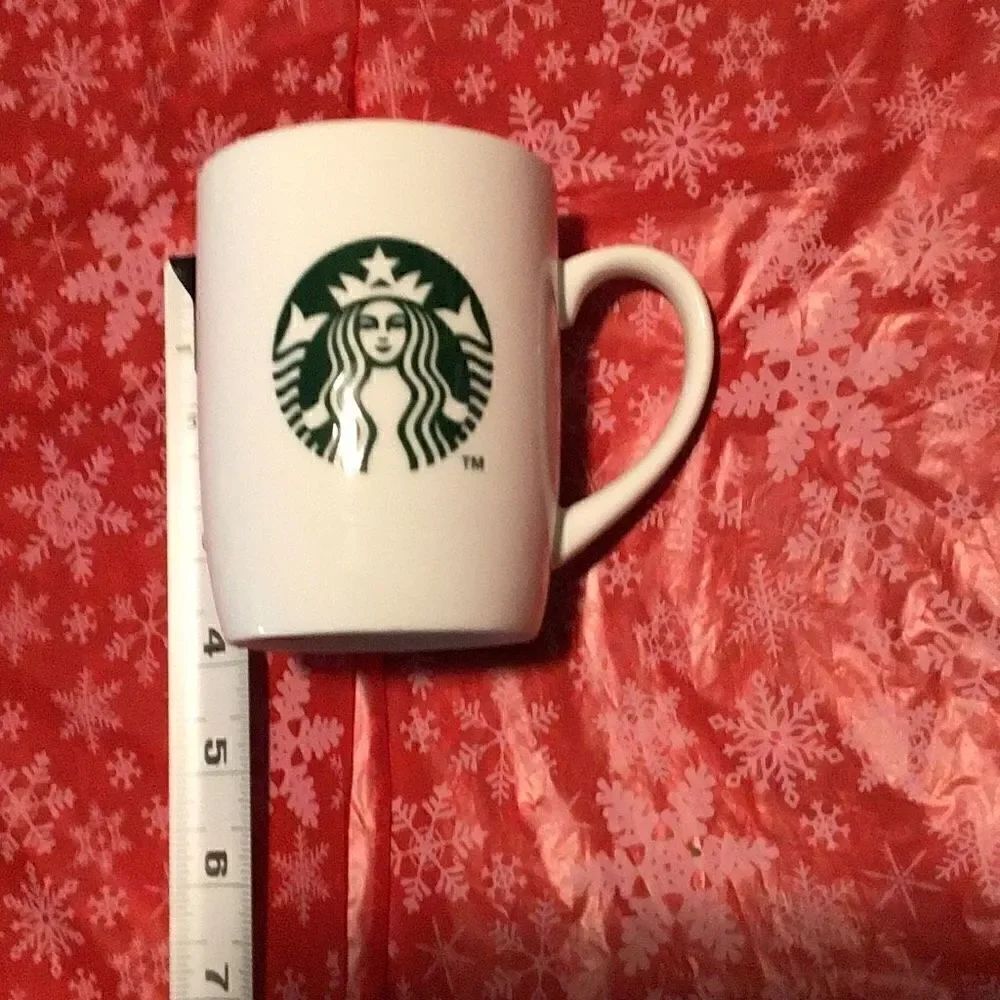 Mug Starbucks coffee 2013 edition
